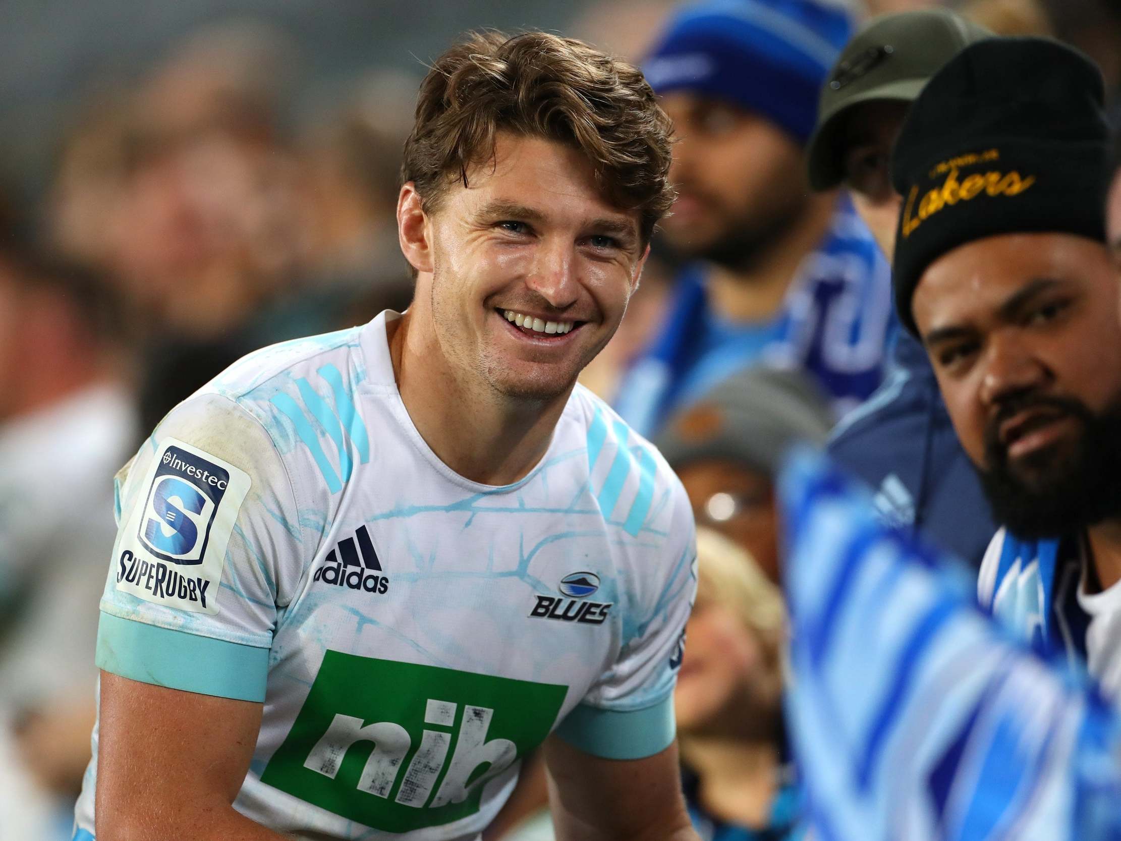 Beauden Barrett has signed a deal to play in Japan next year with Suntory Sungoliath