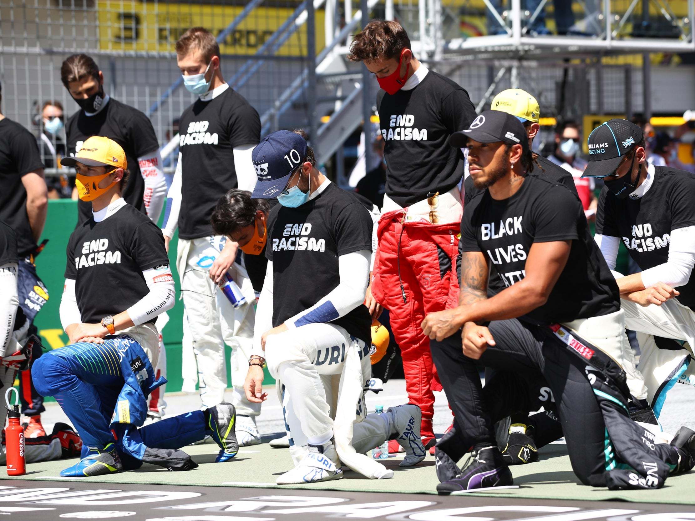 Hamilton takes a knee before the Austrian Grand Prix but six drivers choose not to