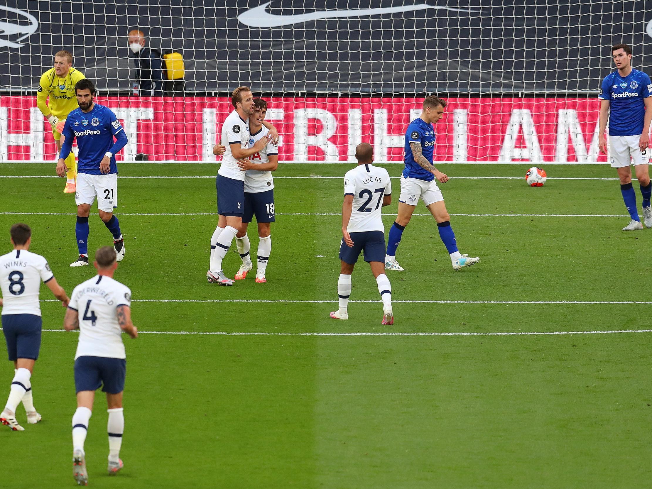 Spurs celebrate taking the lead