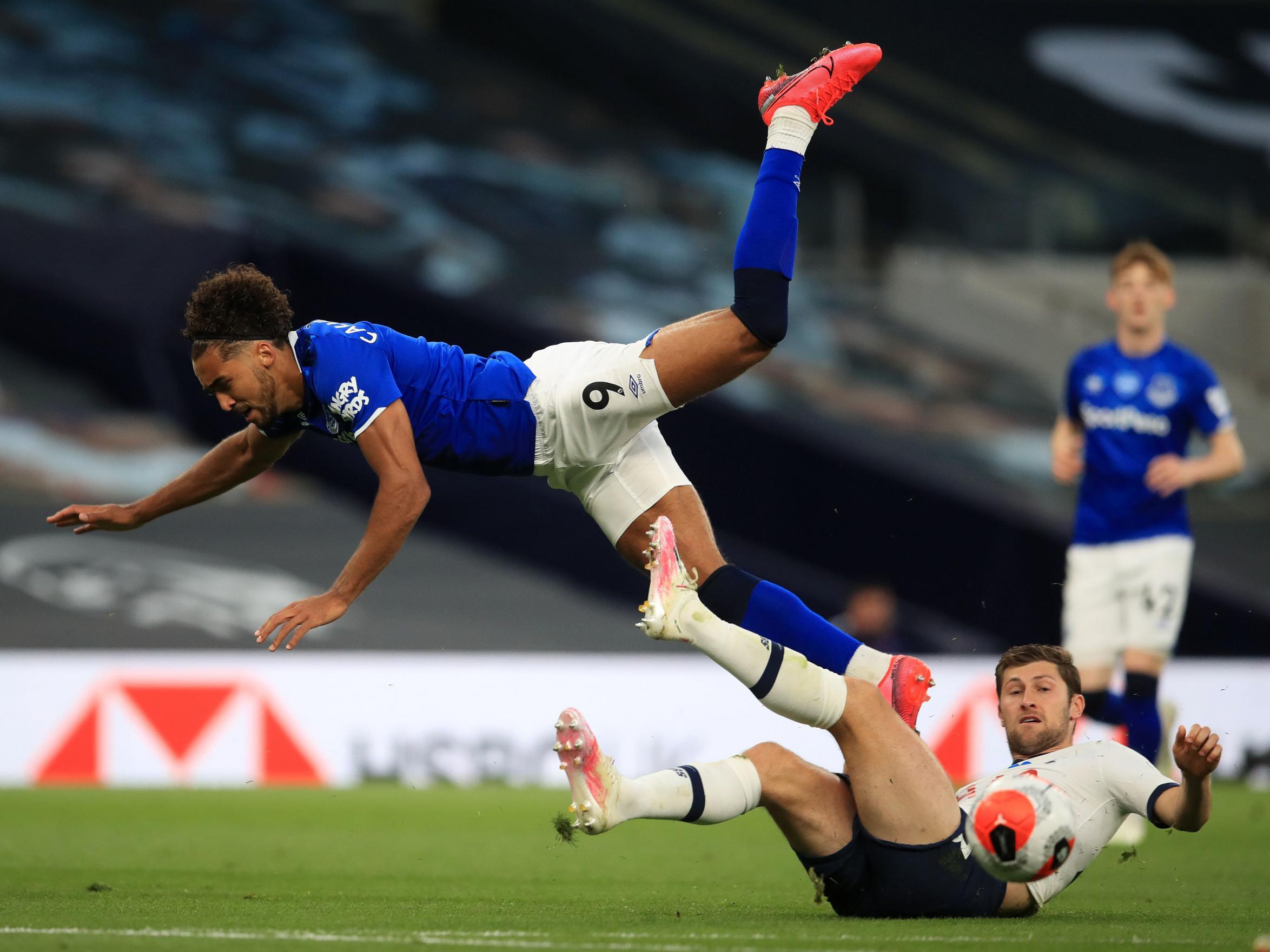 Davies tackles Calvert-Lewin