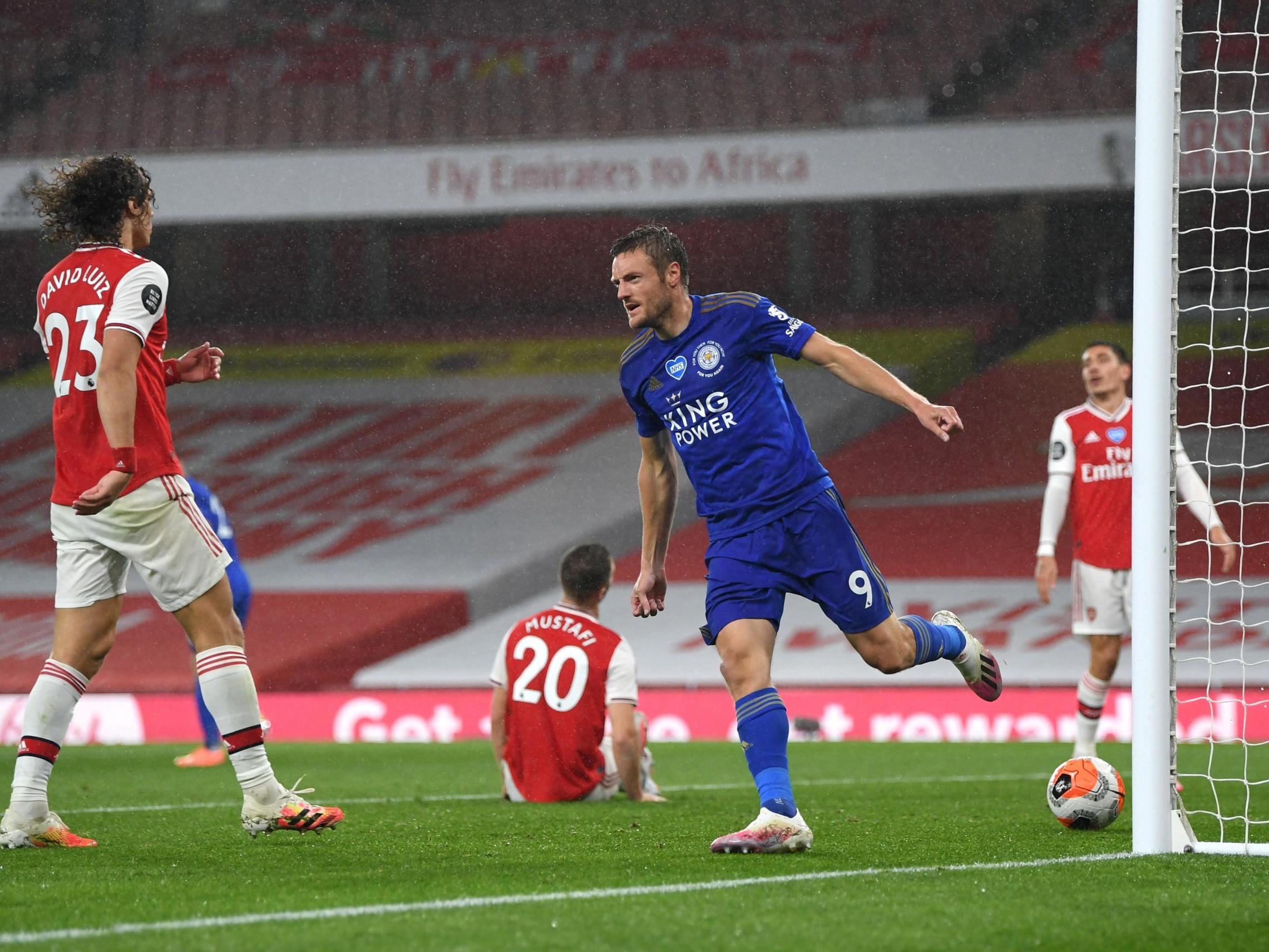 Vardy celebrates equalising for Leicester