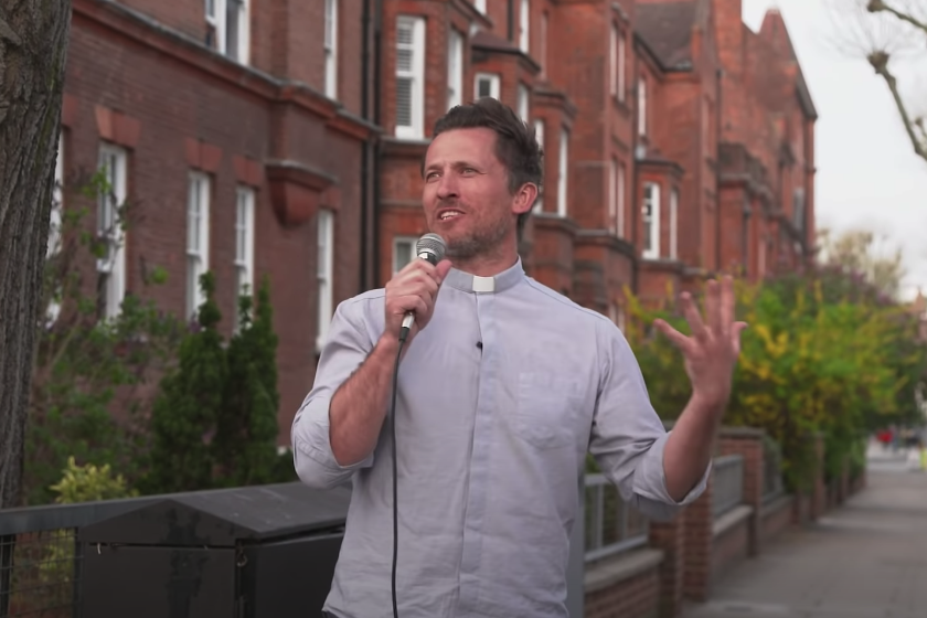 Reverend Pat Allerton, AKA the ‘Portable Priest’, has visited over 50 streets during lockdown, playing hymms and inviting passersby to join in the Lord’s Prayer