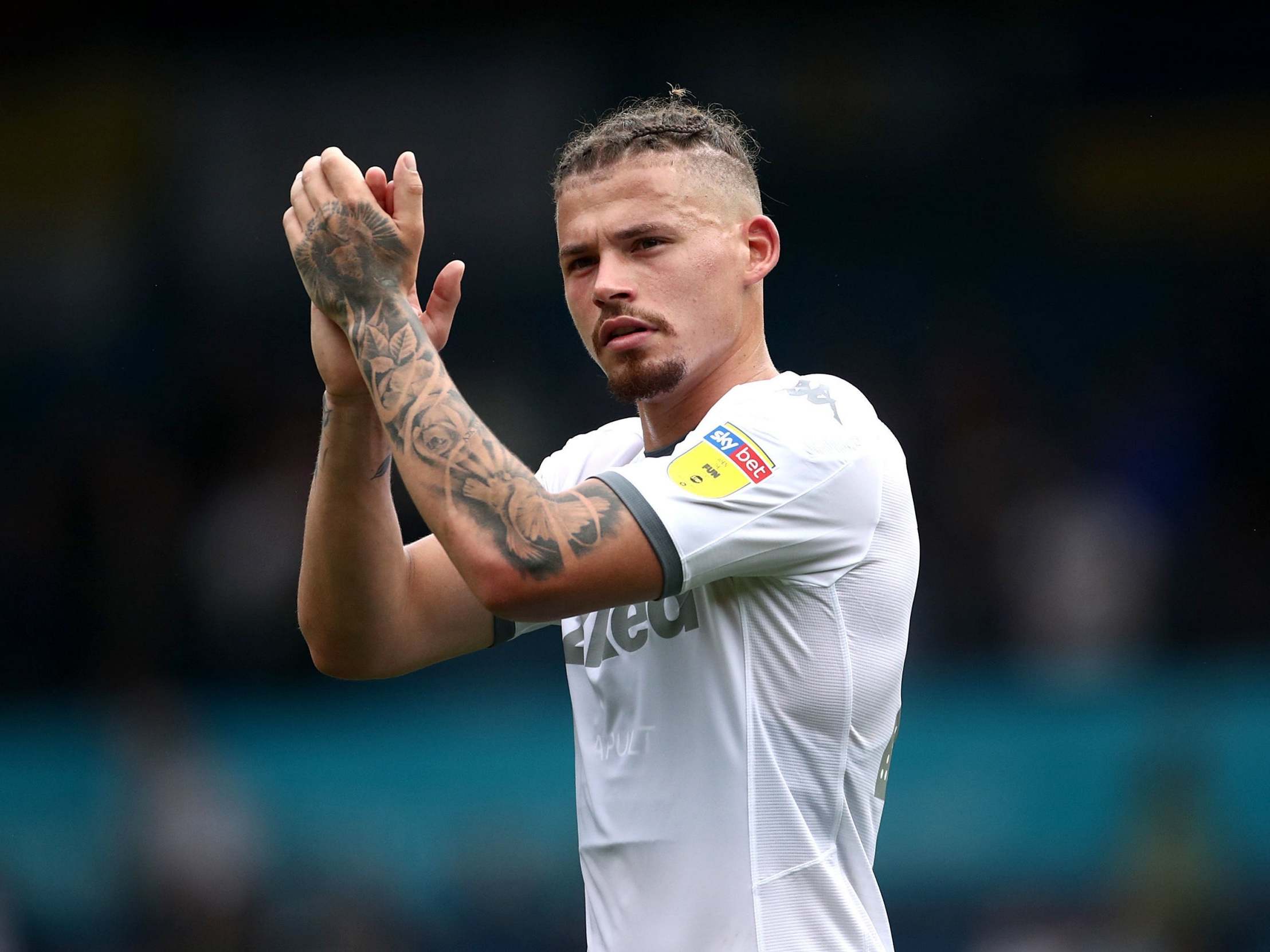 Kalvin Phillips celebrates Leeds' victory