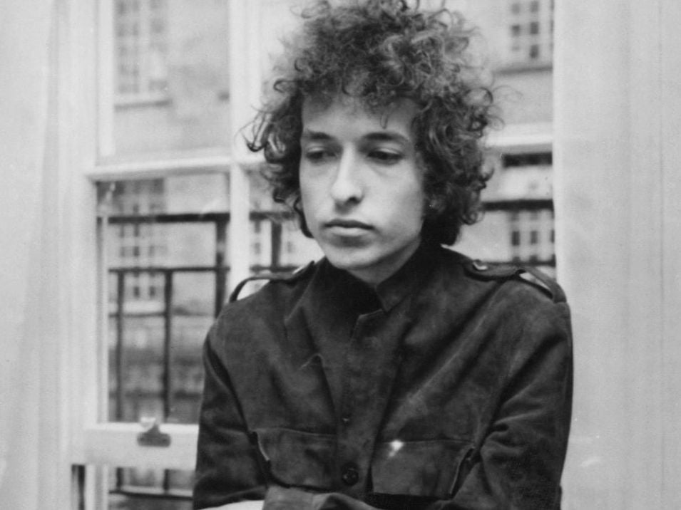 Dylan at a London press conference in 1966 (Express Newspapers/Getty)