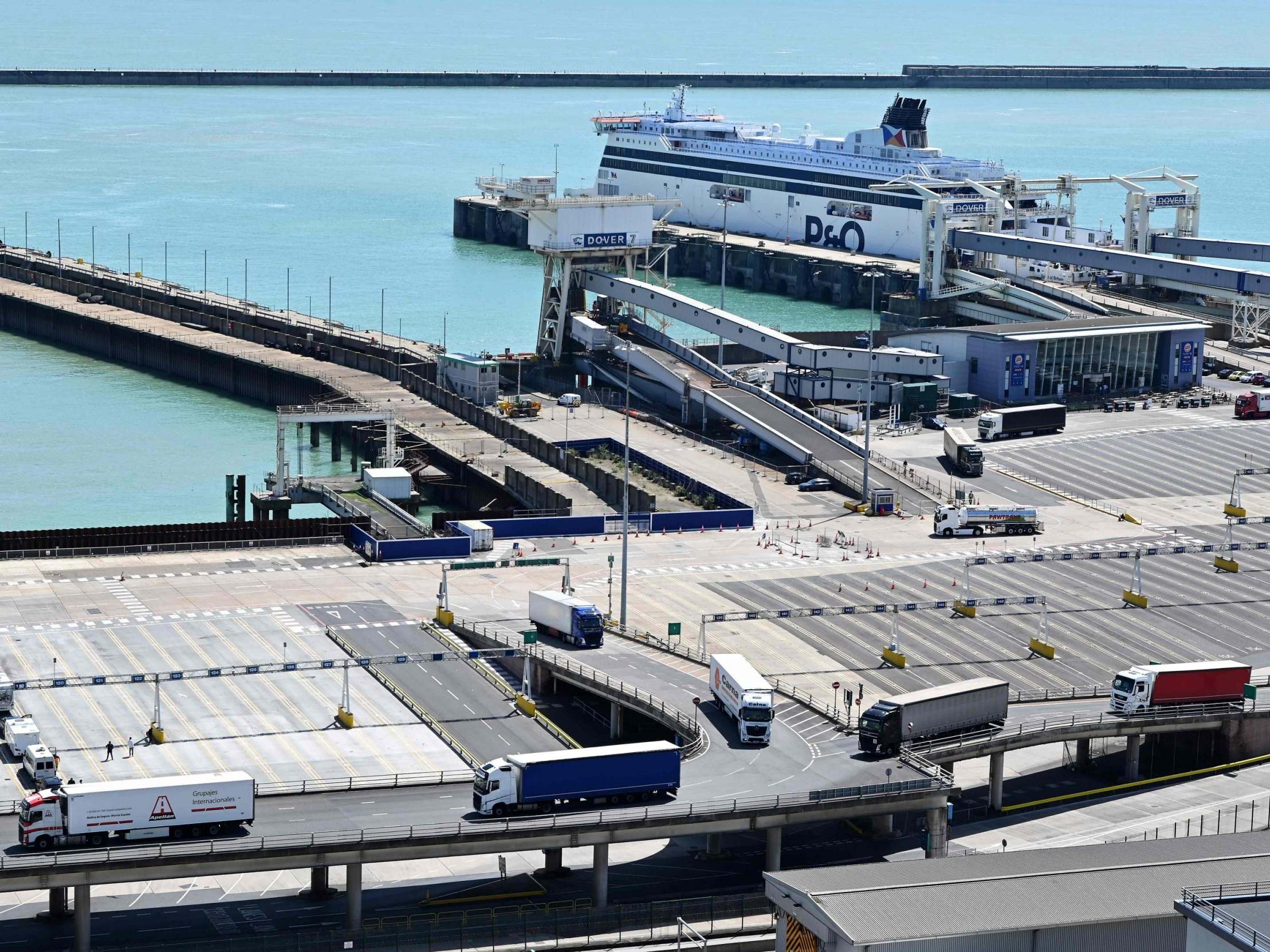 New regulatory checks at the UK-EU border would disrupt haulage firms and businesses that rely on deliveries from the EU