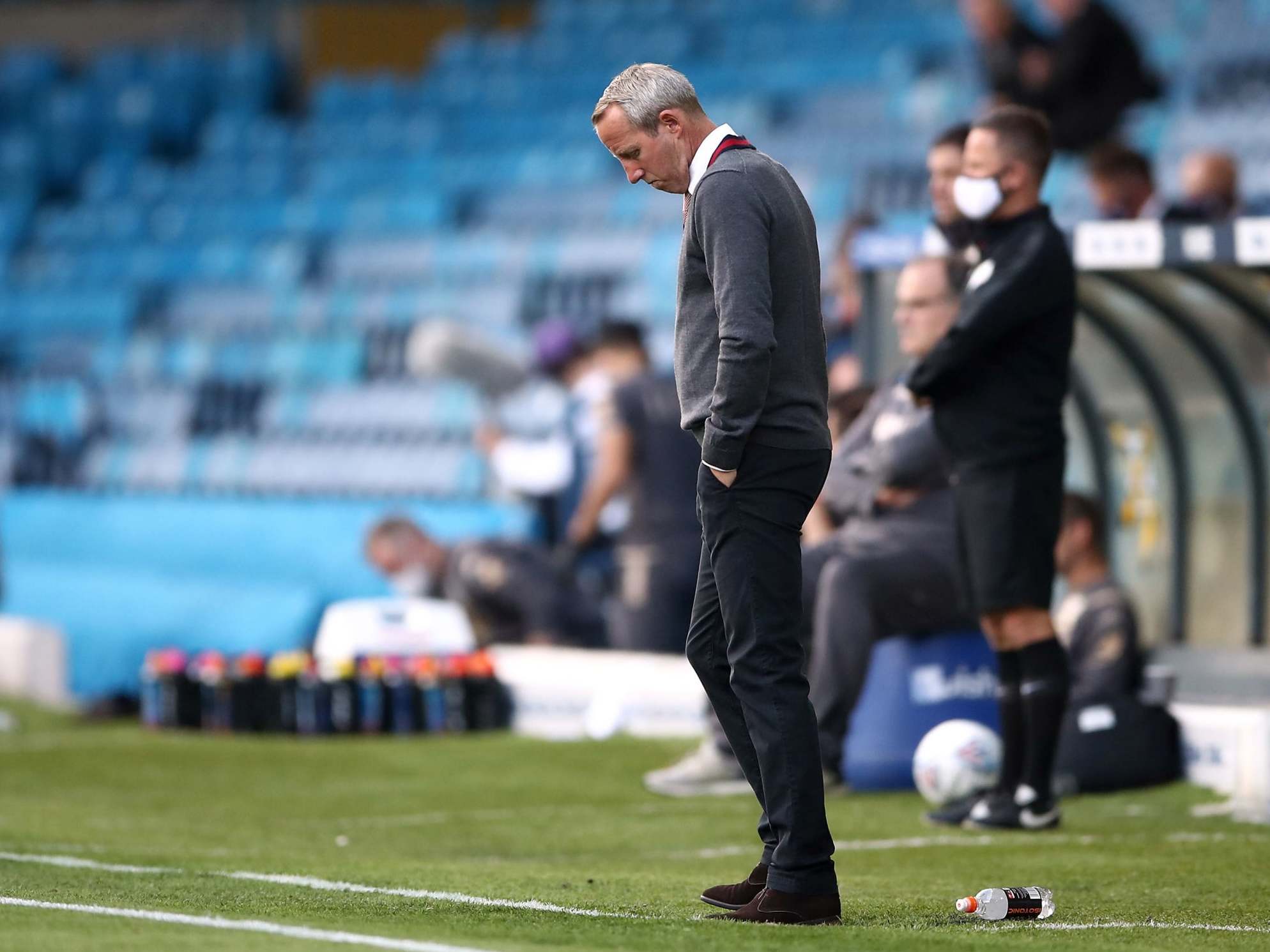 Lee Bowyer on the touchline as Charlton are beaten by Leeds