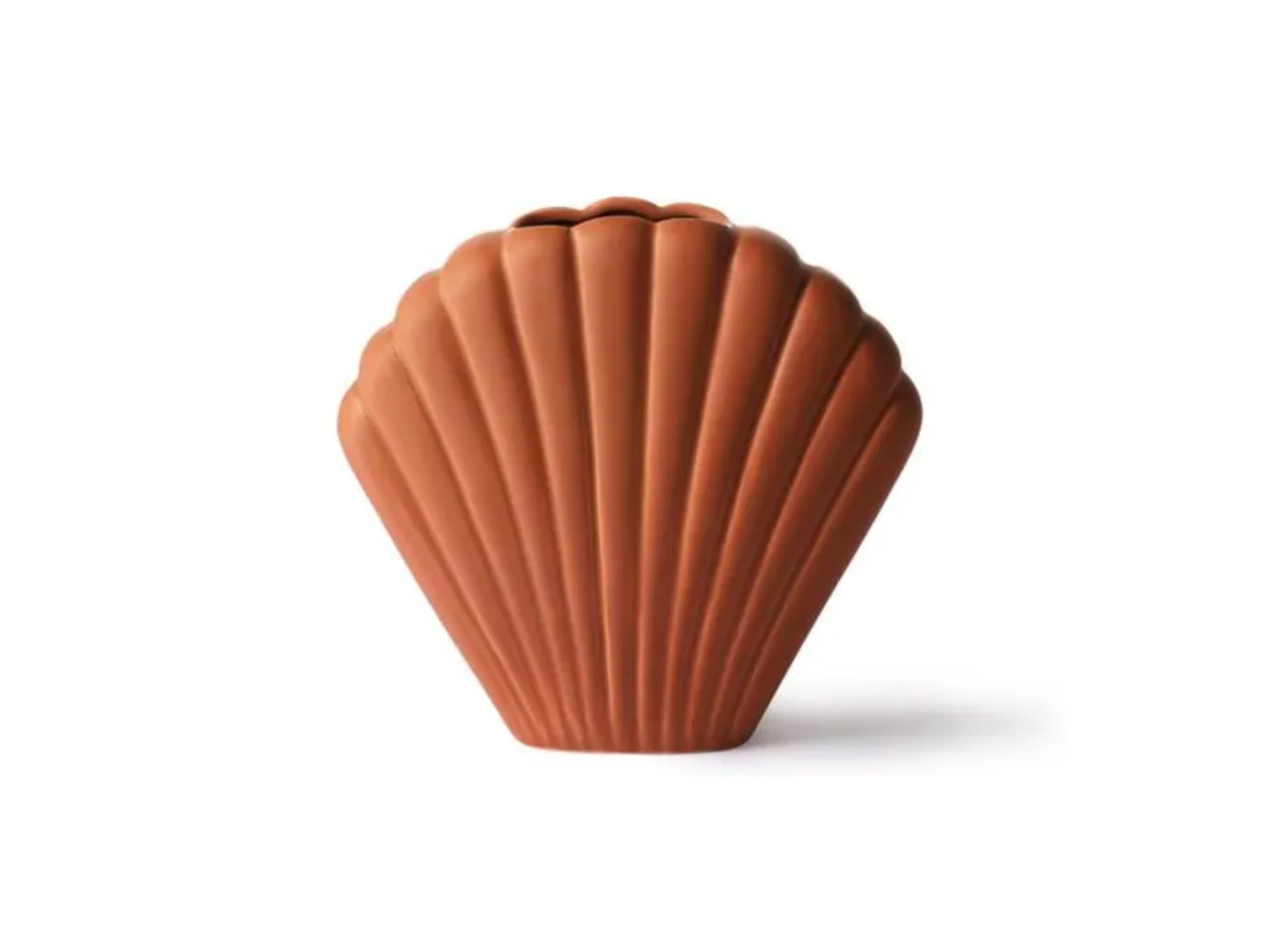 This terracotta vase depicting a shell is almost as good as being on the beach