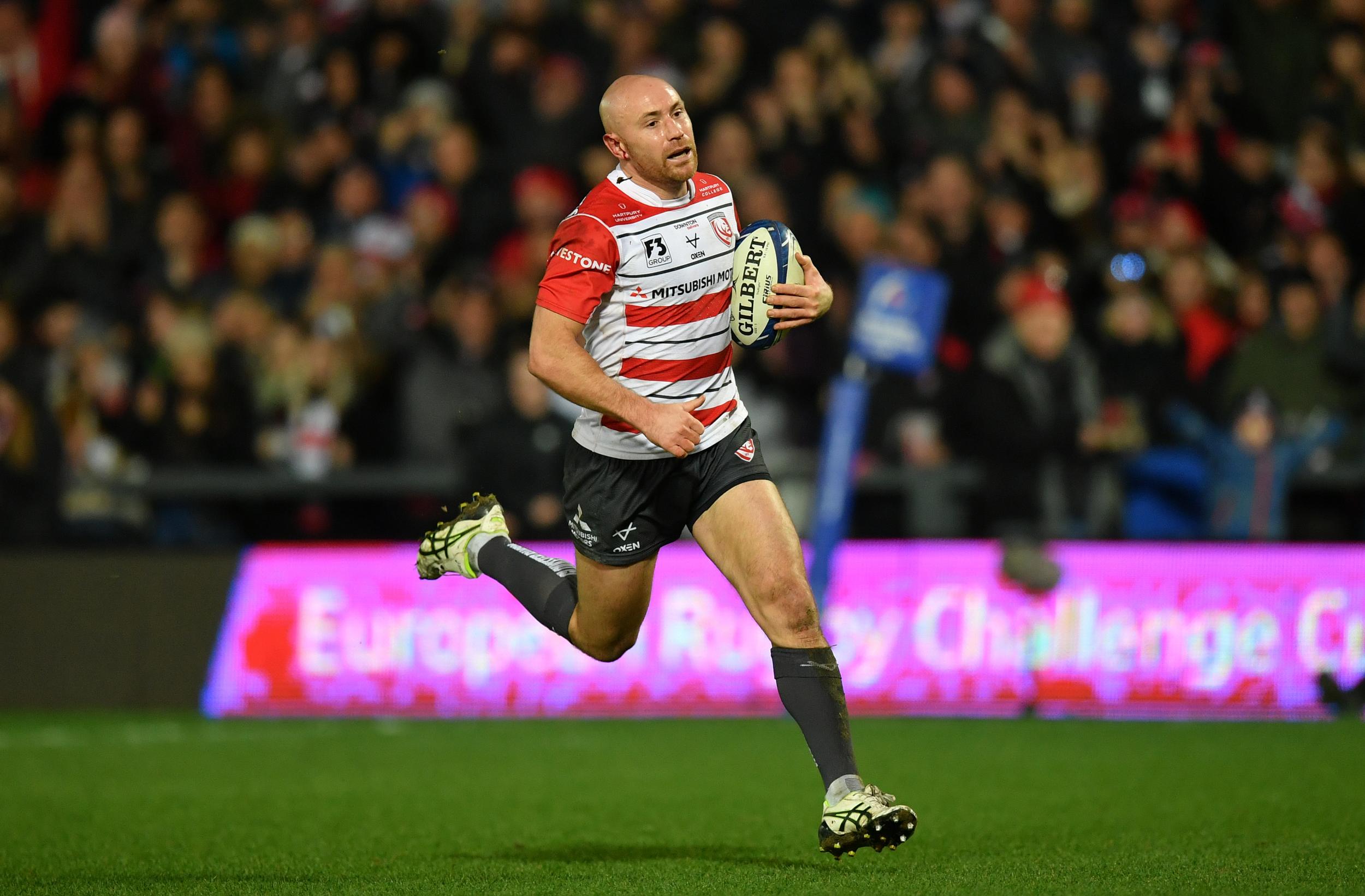 Willi Heinz in action for Gloucester