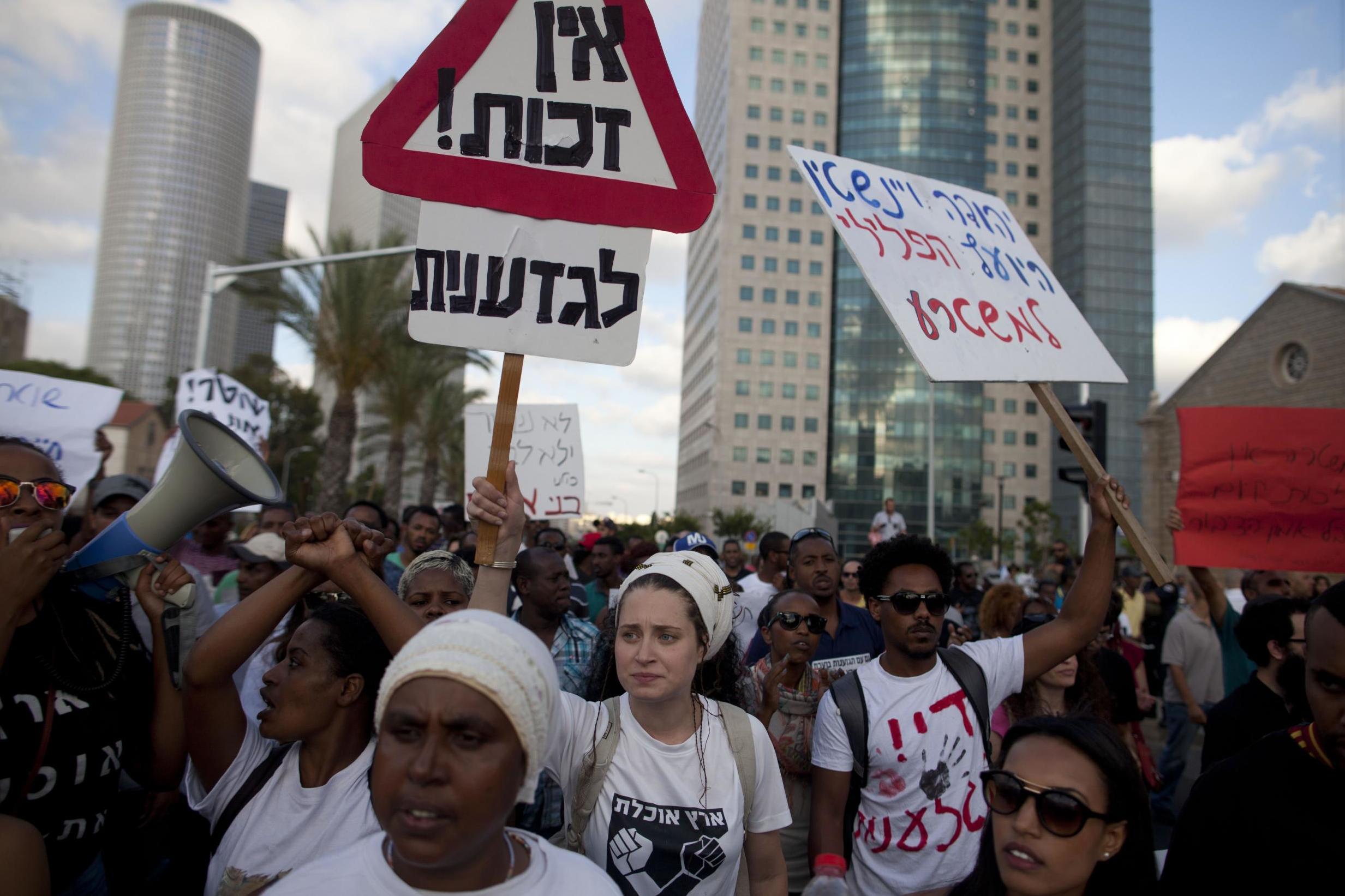 Israelis of Ethiopian descent and their supporters protest against racism and excessive use of force by Israeli police in 2015