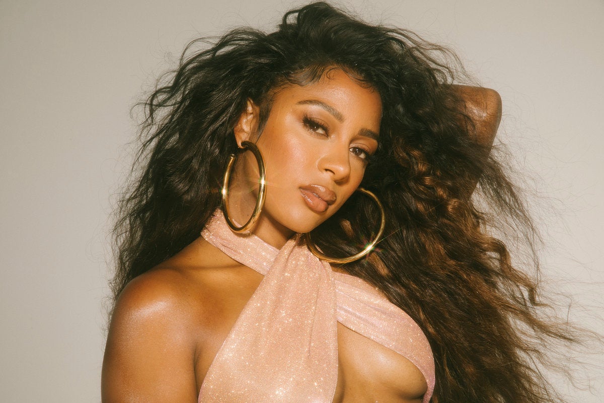 Rising R&B star Victoria Monet