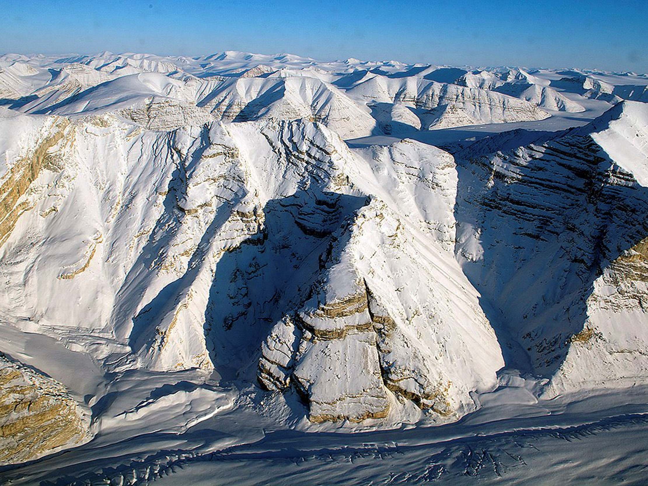 Two St. Patrick Bay ice caps also disappeared from Ellesmere Island this summer