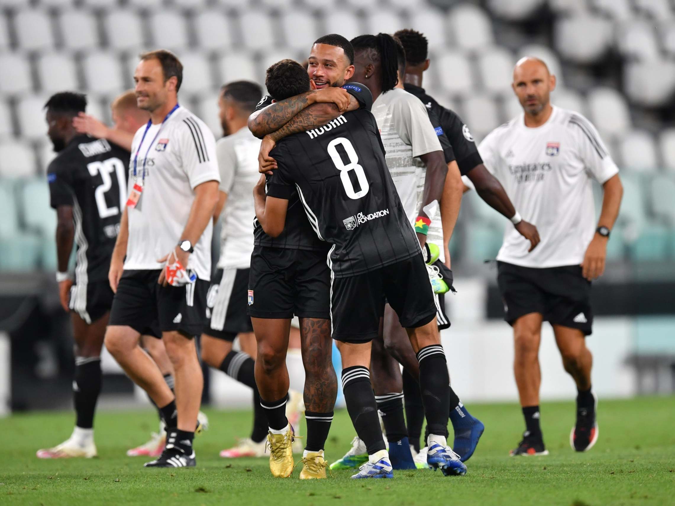 Lyon stunned Juventus to reach the quarter-finals for the first time since 2012