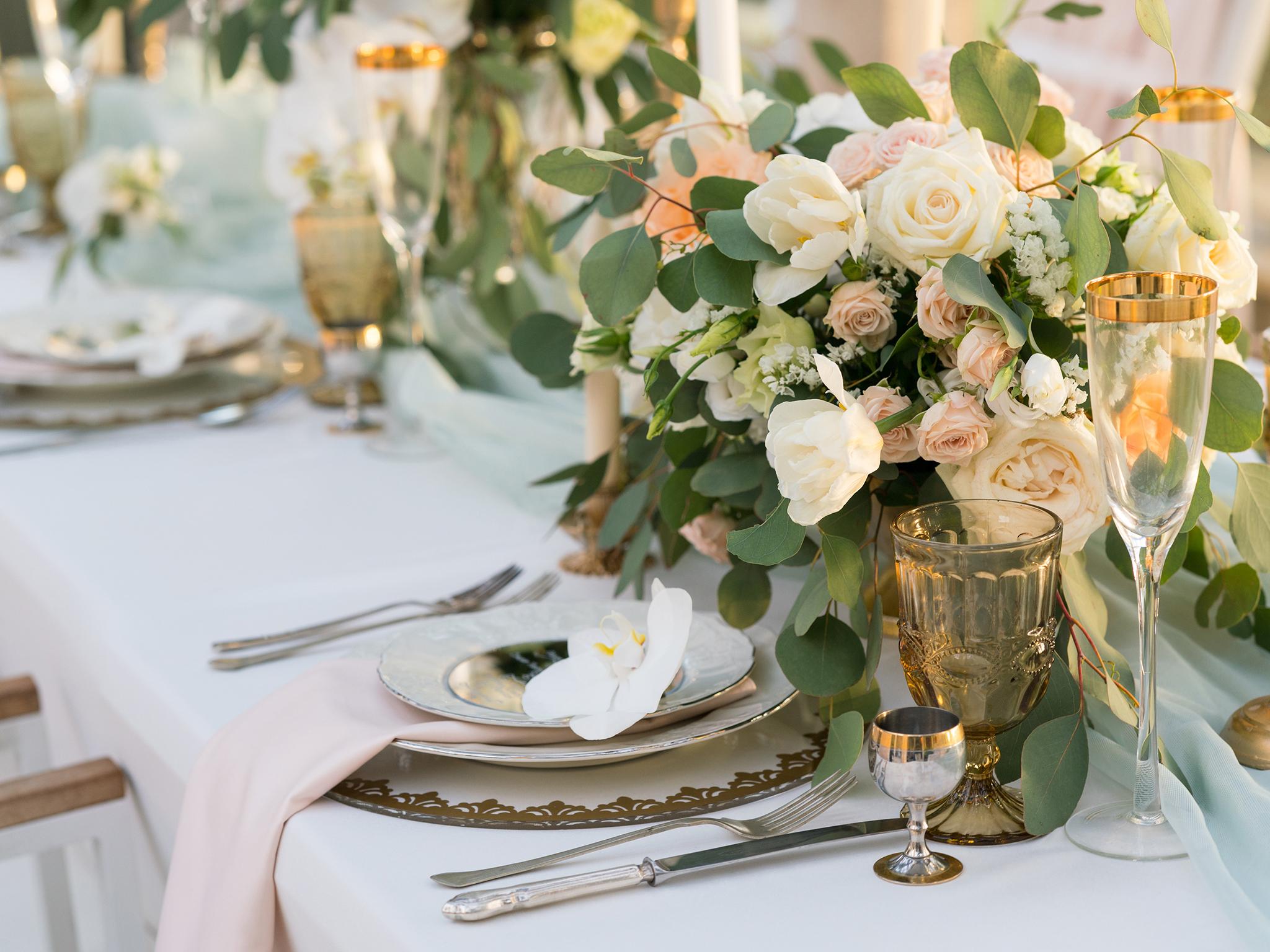 From centrepieces to glassware, dressing your wedding tables yourself takes just a few simple steps