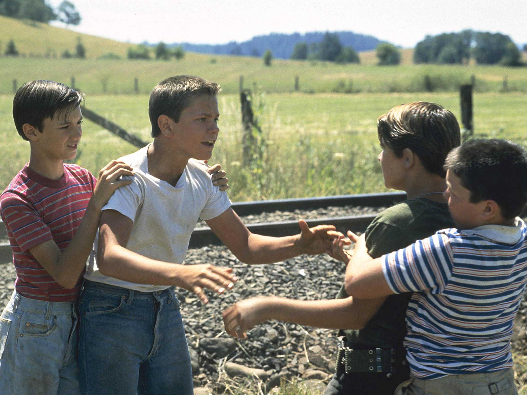 Wil Wheaton, Phoenix, Corey Feldman and Jerry O'Connell in Stand By Me