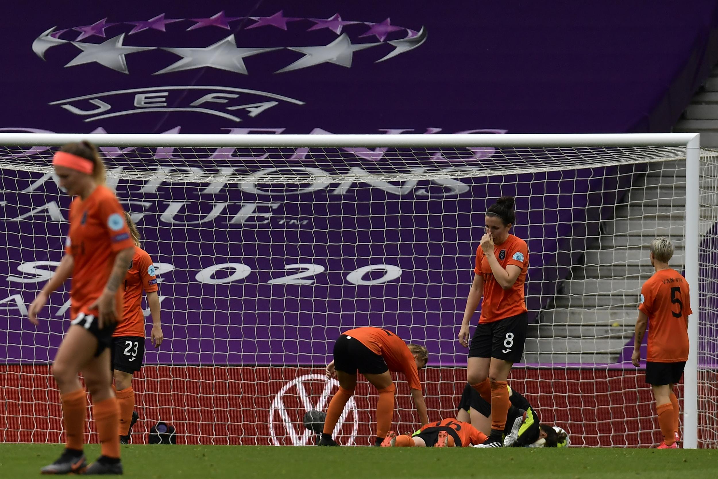 Wolfsburg celebrate another goal against Glasgow City