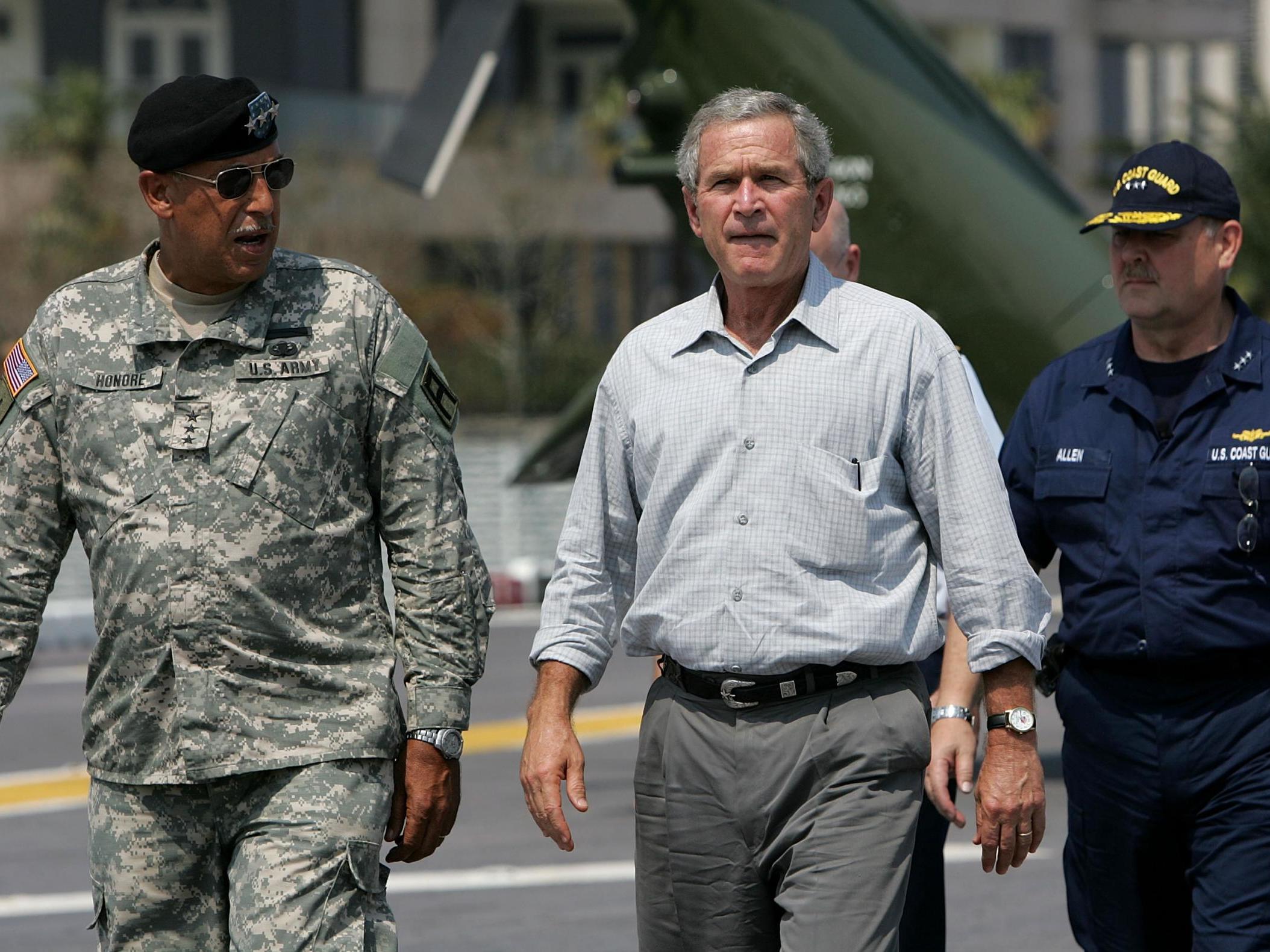 Lt General Russel Honoré with President George W Bush following Hurricane Katrina in 2005