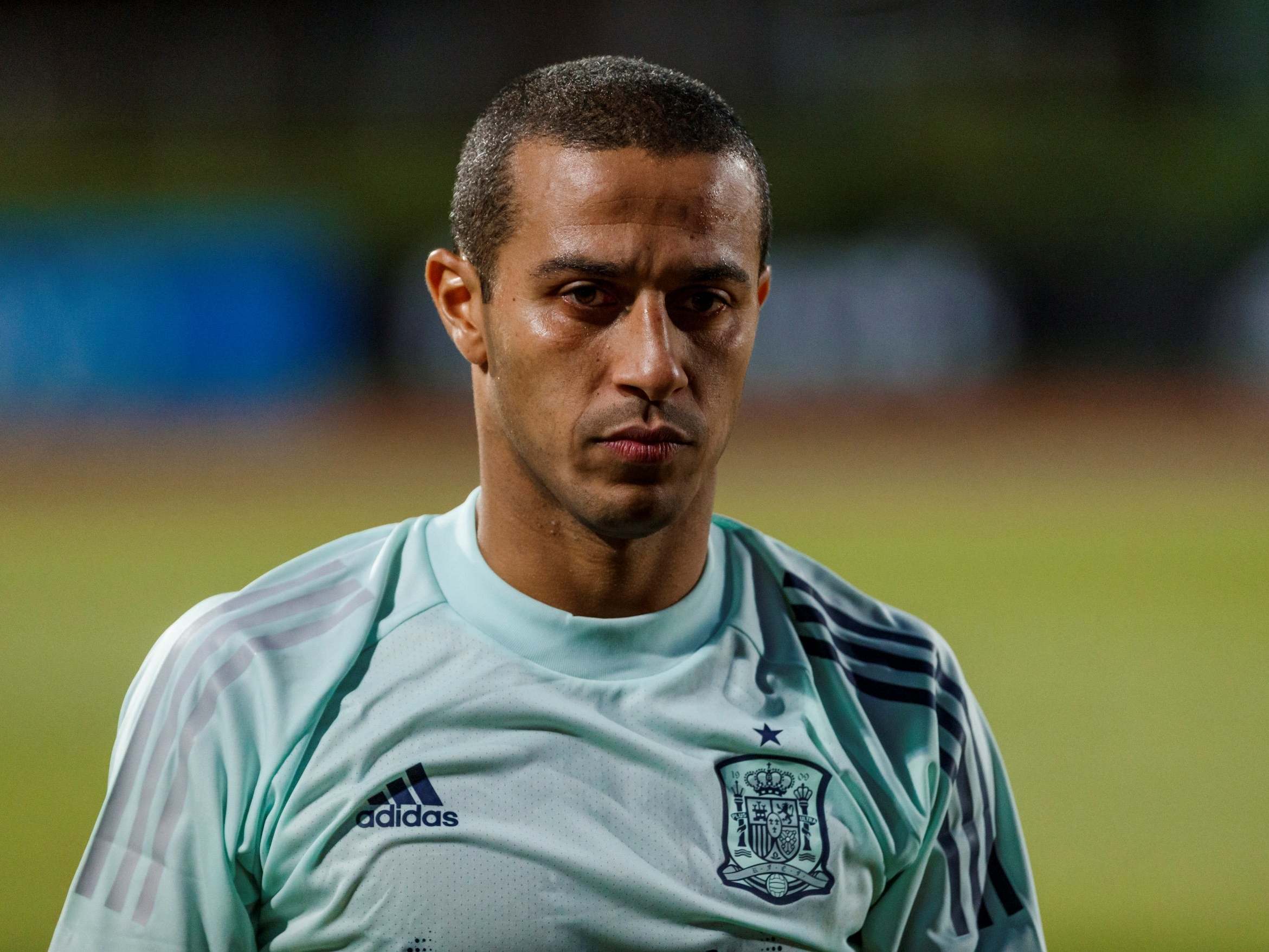 Thiago Alcantara has been offered to Manchester United despite Liverpool's interest