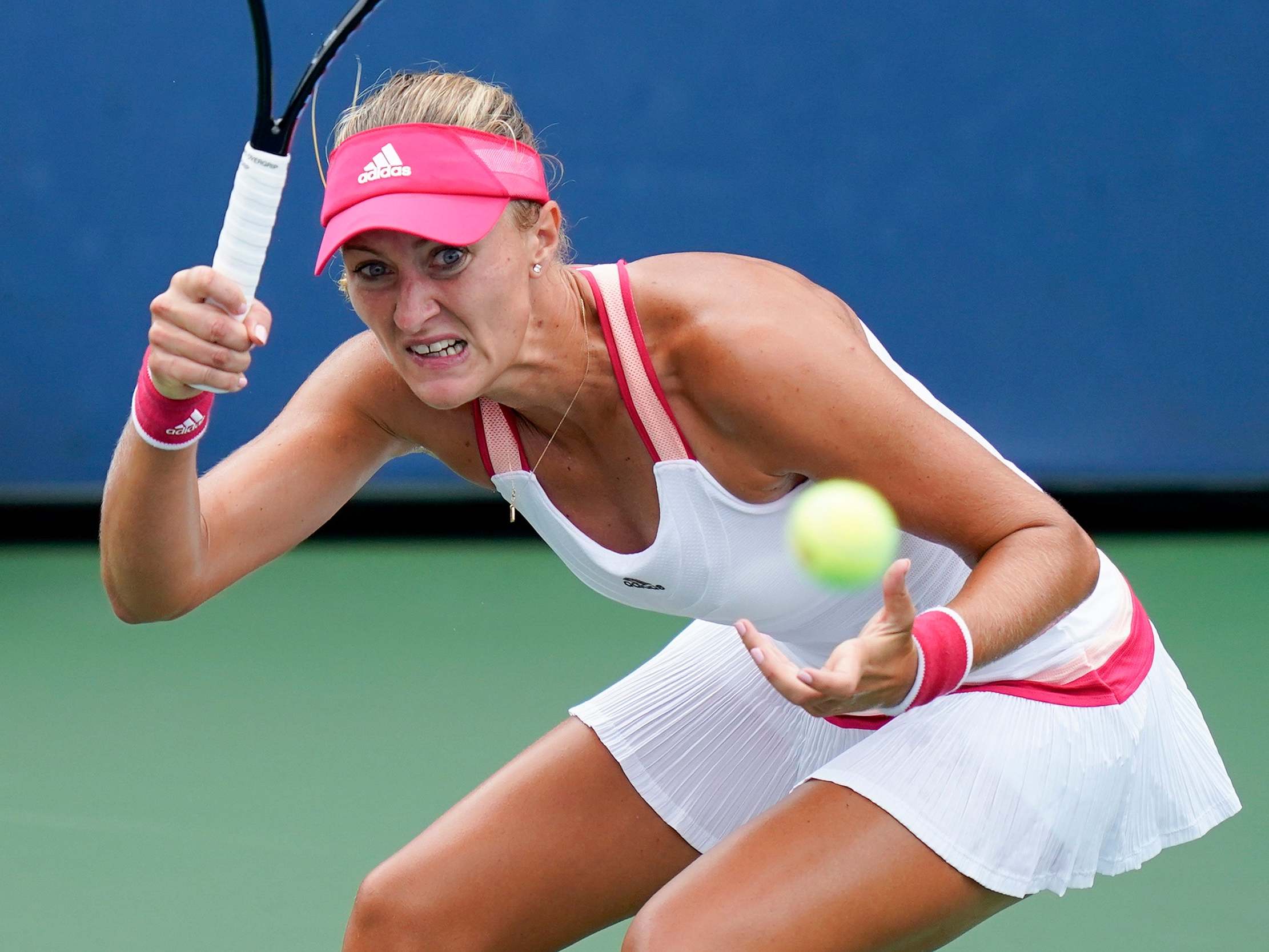 Kristina Mladenovic was knocked out of the US Open despite being on the verge of victory against Varvava Grecheva