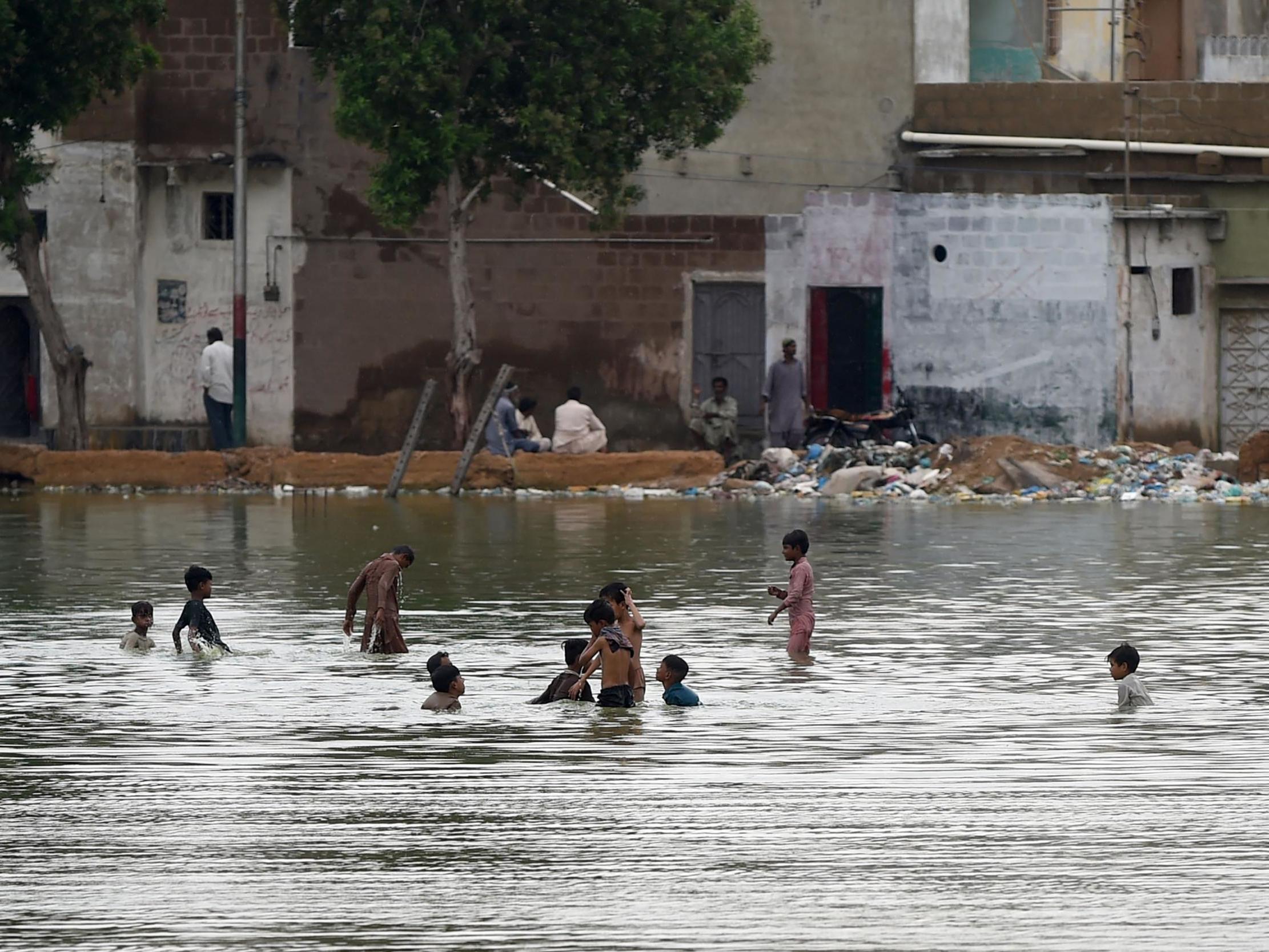 Swimmers in hotter countries could be more at risk of infection with diseases due to global warming