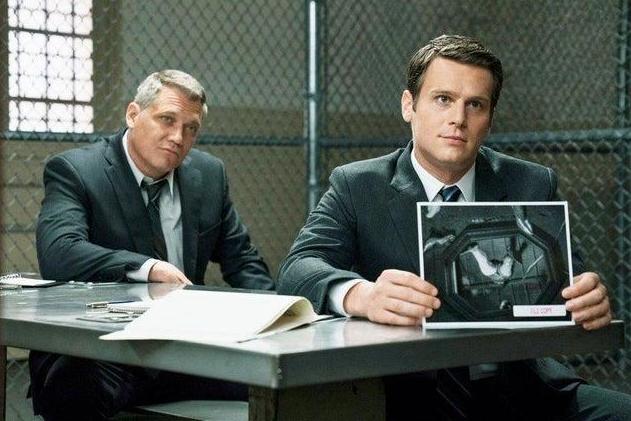 Holt McCallany and Jonathan Groff in ‘Mindhunter’